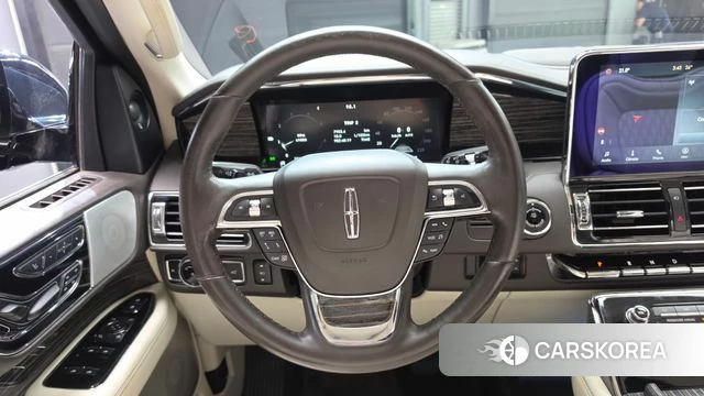 Lincoln Navigator 4th generation 2020 Черный из Кореи, фото 4