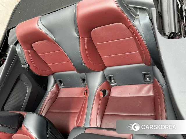 Ford Mustang 2025 Красный из Китая, фото 4