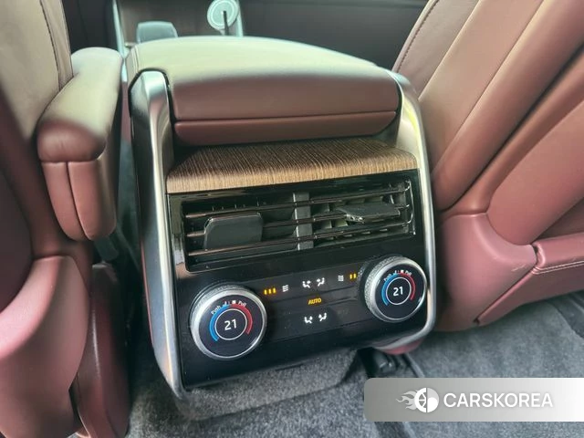 Land Rover Range Rover 5th Generation 2025 Черный из Кореи, фото 4