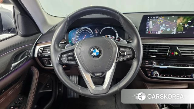 BMW 5 Series (G30) 2018 Серый из Кореи, фото 4