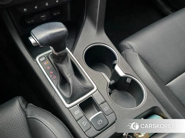 Kia Sportage The Bold 2021 Белый из Кореи, фото 4
