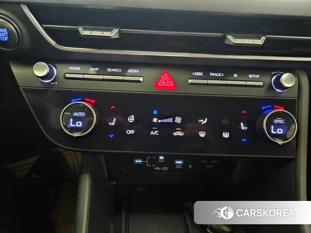 Hyundai Sonata D Edge (DN8) 2024 Серебристо-серый из Кореи, фото 4