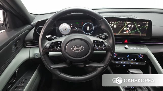 Hyundai The New Avante (CN7) 2023 Серебристо-серый из Кореи, фото 4