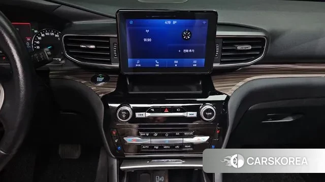 Ford Explorer 6th Generation 2021 Песочный из Кореи, фото 4