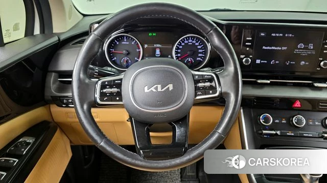 Kia Carnival 4th generation 2023 Белый из Кореи, фото 4