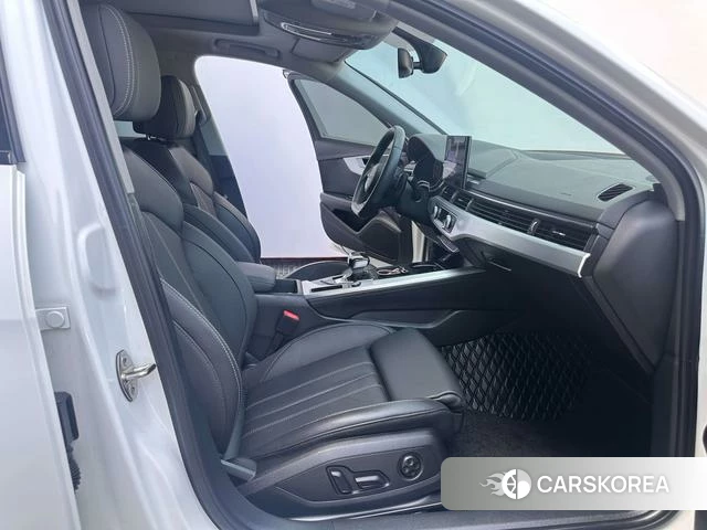 Audi A4L 2023 Белый из Китая, фото 4