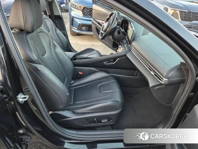 Hyundai Avante (CN7) 2022 Черный из Кореи, фото 4