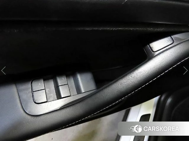 Tesla Model Y 2023 Белый из Кореи, фото 4