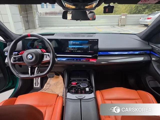 BMW M5 (G90) 2024 Зеленый из Кореи, фото 4