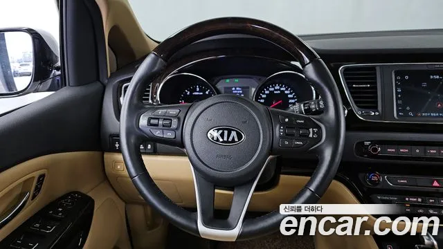 Kia The New Carnival id 2456975 из Кореи 4