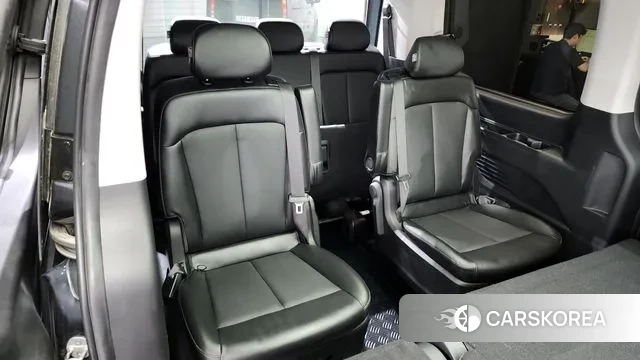 Hyundai Staria 2021 Серый из Кореи, фото 4