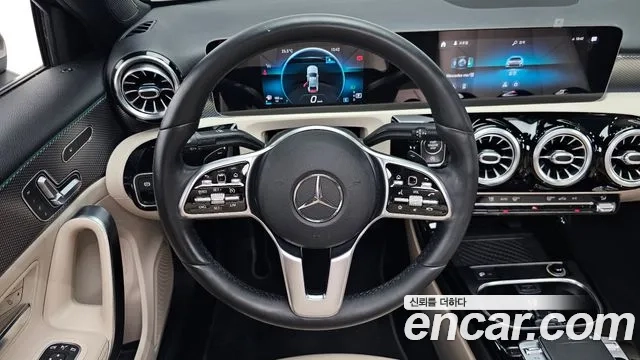 Mercedes-Benz A-Class W177 2020 Песочный из Кореи, фото 4