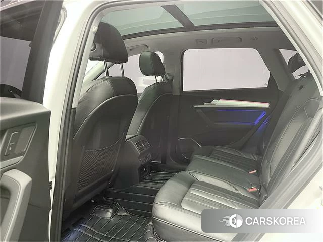 Audi Q5L 2021 Белый из Китая, фото 4