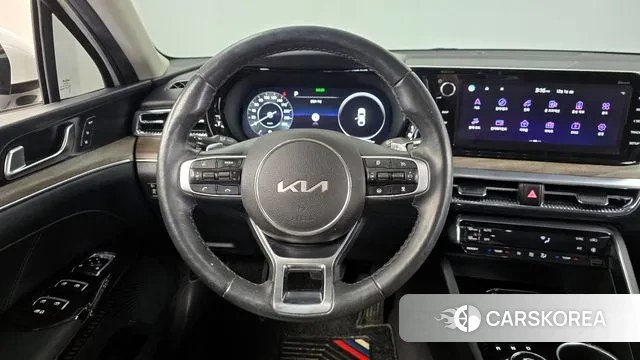 Kia K5 3rd generation 2023 Белый из Кореи, фото 4