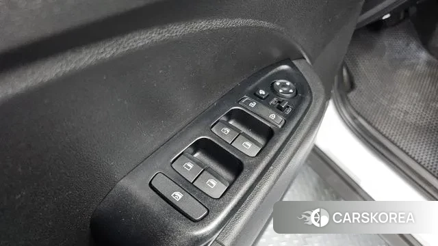 Hyundai Venue 2019 Белый из Кореи, фото 4