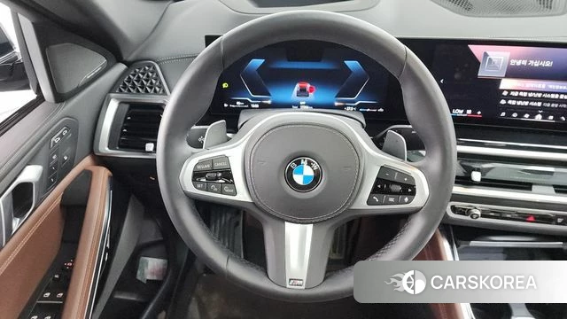 BMW X6 (G06) 2025 Черный из Кореи, фото 4