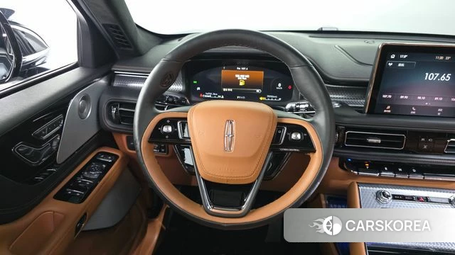 Lincoln Aviator 2nd generation 2022 Серый из Кореи, фото 4