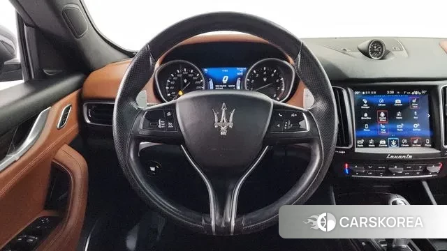 Maserati Levante 2018 Черный из Кореи, фото 4