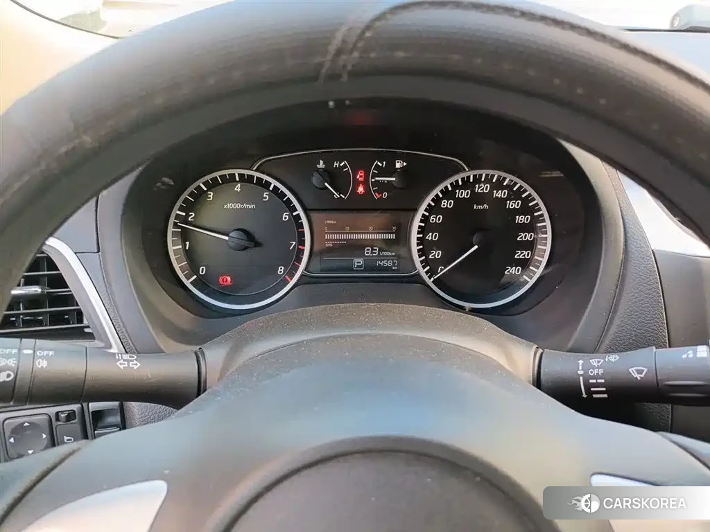 Nissan Sylphy 2024 Черный из Китая, фото 4