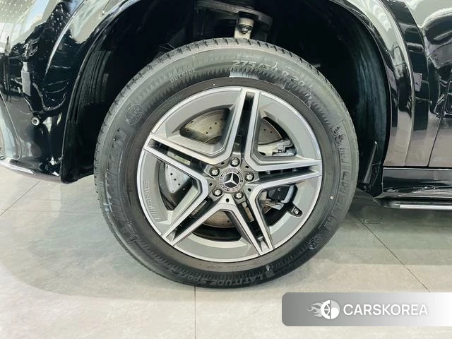 Mercedes-Benz GLE (import) 2024 Черный из Китая, фото 4
