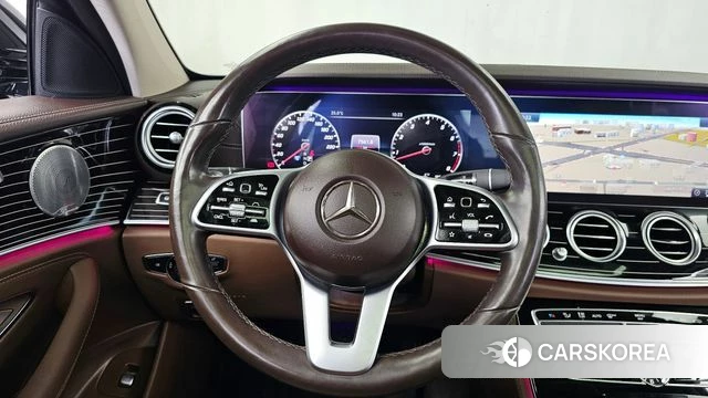 Mercedes-Benz E-Class W213 2019 Черный из Кореи, фото 4