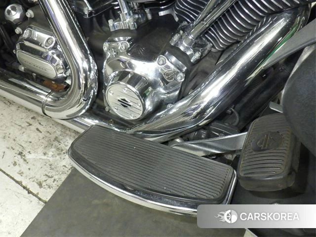 Harley-Davidson Road Glide FLTRU1690 2011 из Японии