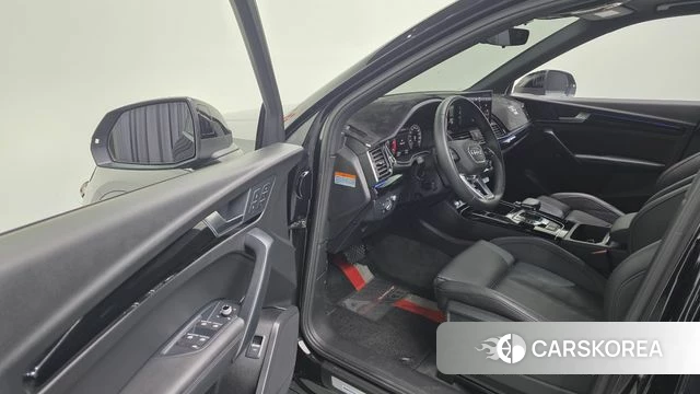 Audi Q5 (FY) 2021 Черный из Кореи, фото 4