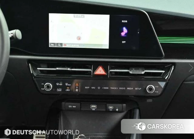 Kia Di Ol Nu Niro 2022 Белый из Кореи, фото 4