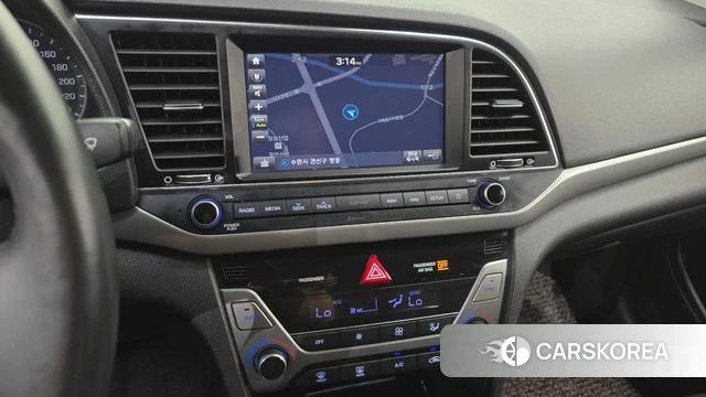 Hyundai Avante AD 2018 Серебряный из Кореи, фото 4