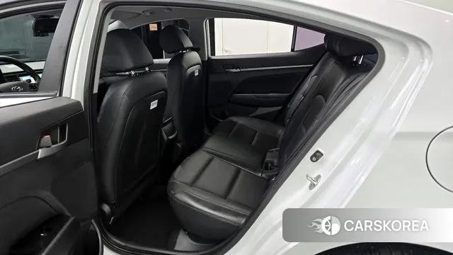 Hyundai Avante AD id 2520982 из Кореи 4