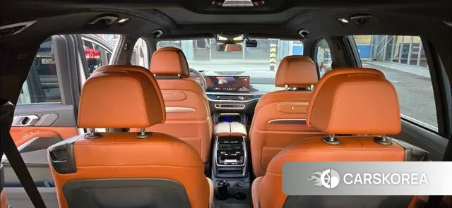 BMW X7 (G07) 2025 Белый из Кореи, фото 4