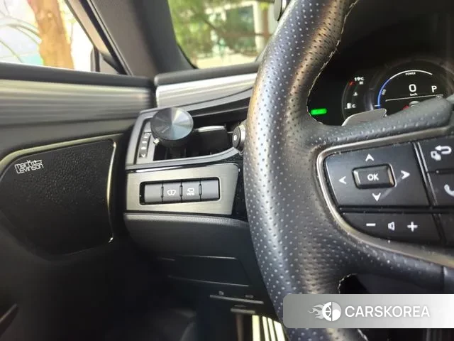 Lexus ES300h 7th generation 2021 Черный из Кореи, фото 4