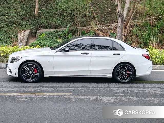Mercedes-Benz Class C 2021 Белый из Китая, фото 4