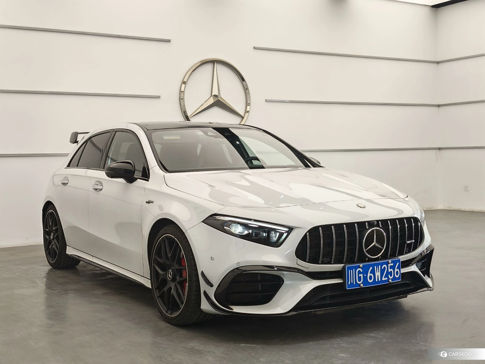 Mercedes-Benz Class A AMG (imported) 2023 Белый из Китая, фото 4