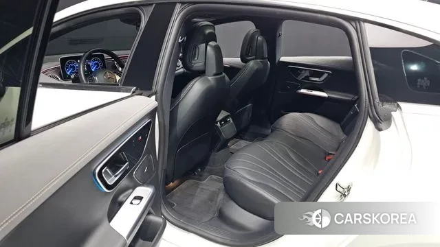 Mercedes-Benz EQE V295 2024 Белый из Кореи, фото 4