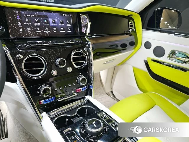 Rolls-Royce Cullinan 2025 Черный из Кореи, фото 4