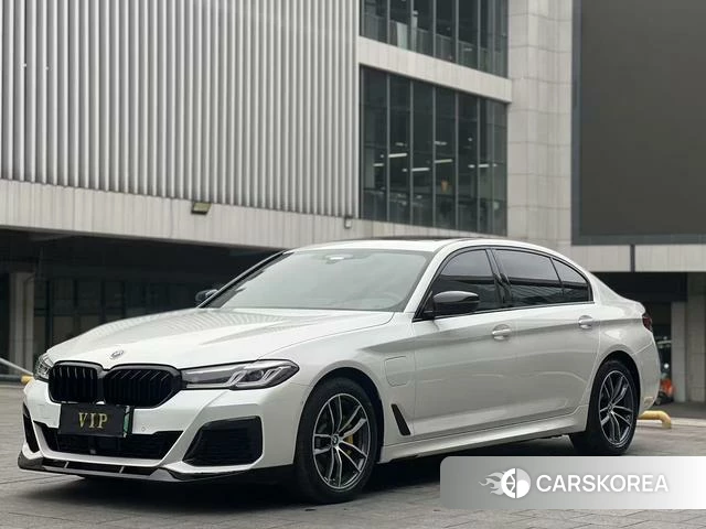 BMW 5 series PHEV 2021 Белый из Китая, фото 4