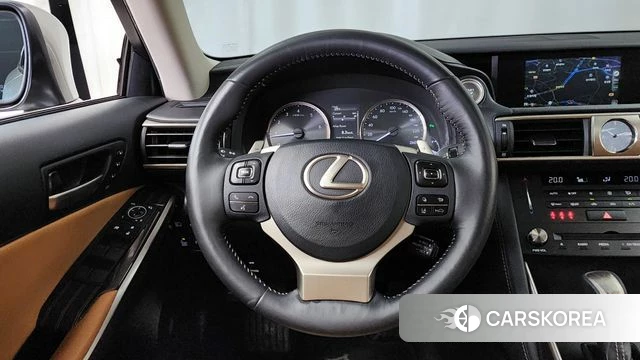 Lexus New IS300 2019 Песочный из Кореи, фото 4