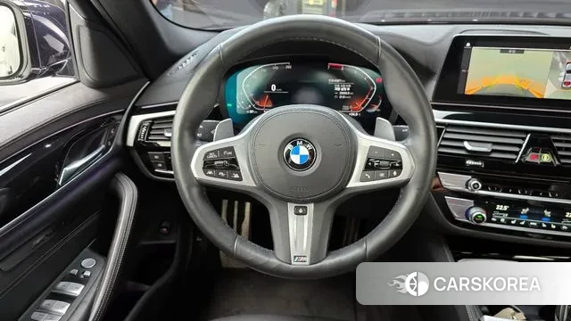 BMW 5 Series (G30) 2019 Черный из Кореи, фото 4