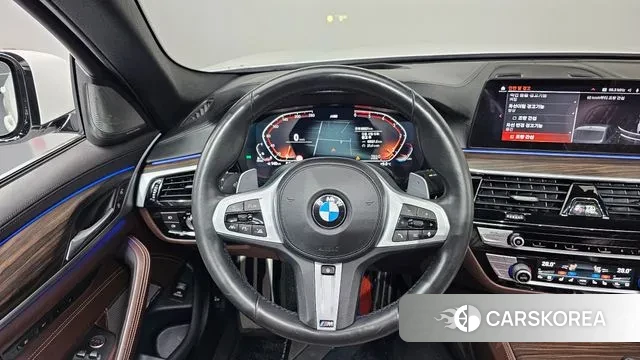 BMW 5 Series (G30) id 3493949 из Кореи 4