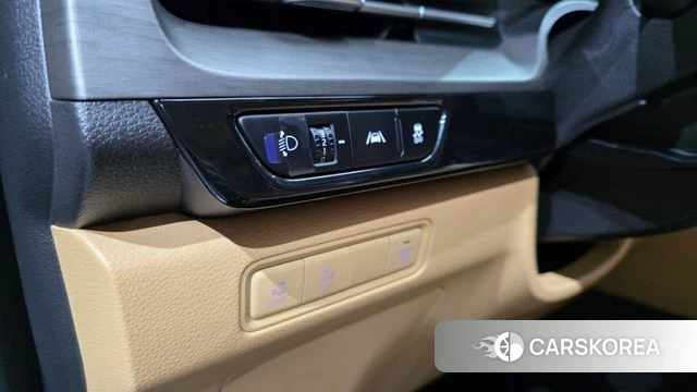 Kia Carnival 4th generation 2023 Белый из Кореи, фото 4
