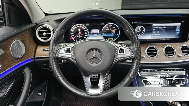 Mercedes-Benz E-Class W213 2018 Черный из Кореи, фото 4