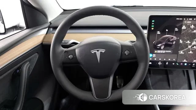 Tesla Model Y 2023 Белый из Кореи, фото 4