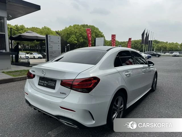 Mercedes-Benz Class A 2021 Белый из Китая, фото 4