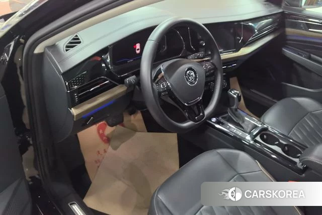Volkswagen Passat 2019 Черный из Китая, фото 4