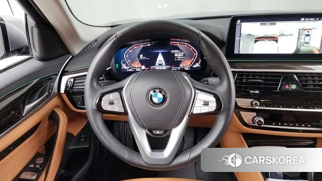 BMW 5 Series (G30) 2023 Серебряный из Кореи, фото 4