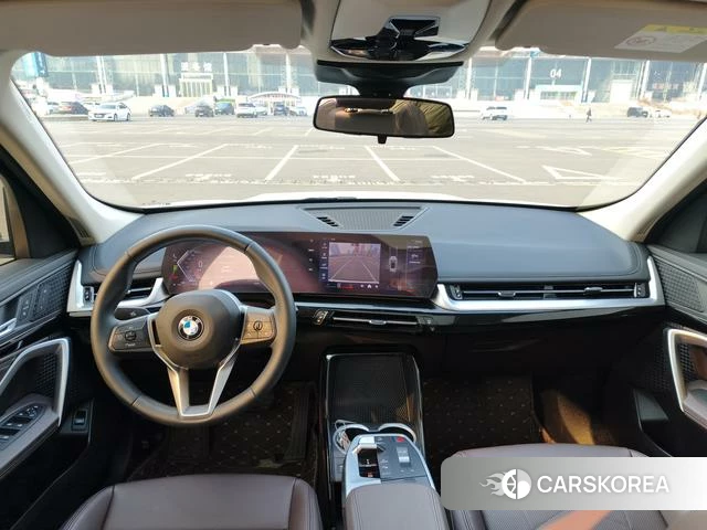 BMW X1 2024 Белый из Китая, фото 4