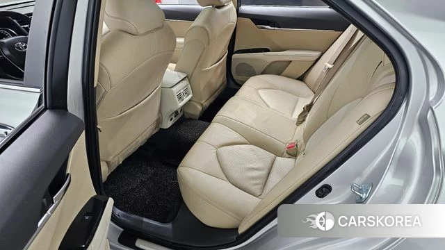 Toyota Camry (XV70) 2018 Серебряный из Кореи, фото 4