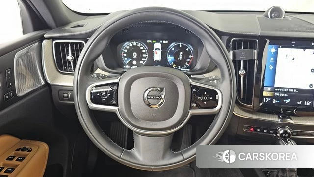 Volvo XC60 second Generation 2019 Белый из Кореи, фото 4
