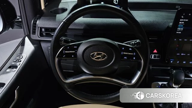 Hyundai Staria 2023 Серый из Кореи, фото 4